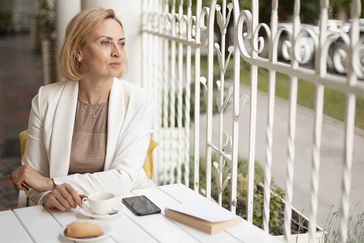 Coaching per donne over 50: affrontare i cambiamenti con forza