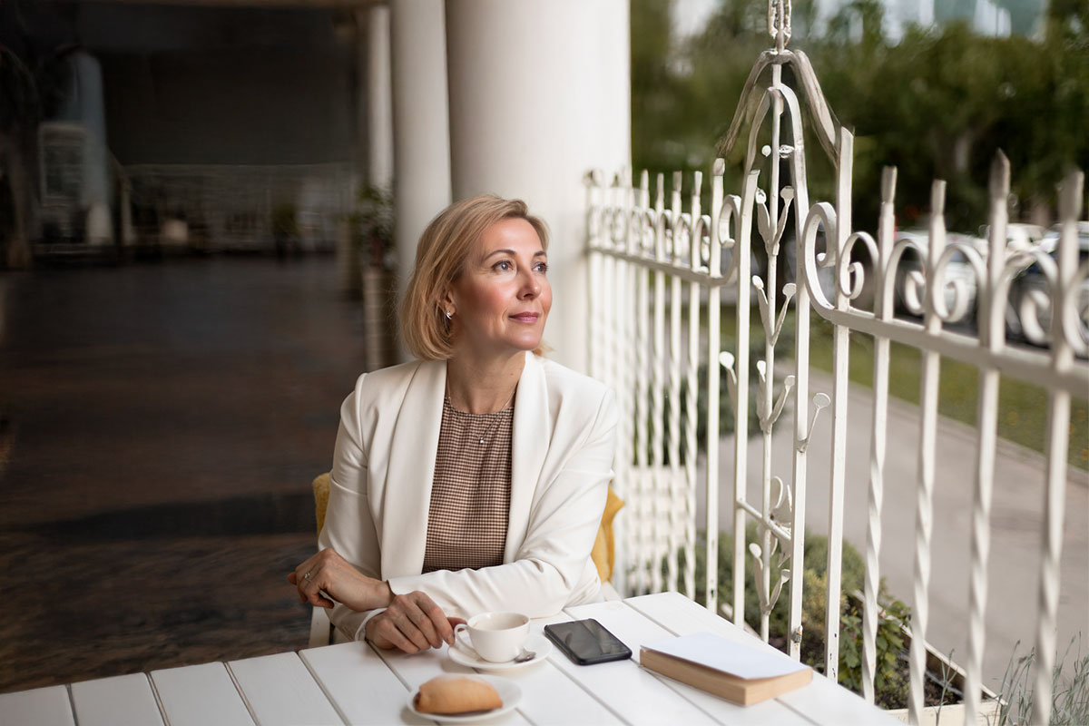 Coaching per donne over 50: affrontare i cambiamenti con forza